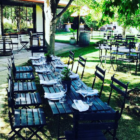 Stone & Barrow - Accommodation Whitsundays 0