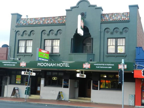The Moonah Hotel - Accommodation Whitsundays 0