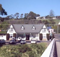 Bridge Hotel Forth - Accommodation Whitsundays