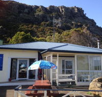 Nut Rock Cafe - Accommodation Whitsundays