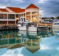 The Boat - Accommodation Whitsundays