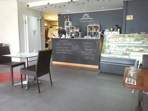 Luxor Palace - Accommodation Whitsundays 0