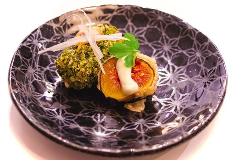 Mikis Open Kitchen - Accommodation Whitsundays 0