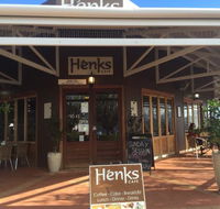 Henk's Cafe - Accommodation Whitsundays