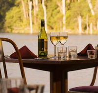 Lakeside Restaurant - Accommodation Whitsundays