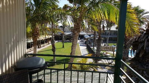 Shades - Accommodation Whitsundays 0