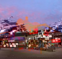 Williams Hotel Restaurant - Accommodation Whitsundays