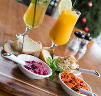 2 Cuz Cafe - Accommodation Whitsundays