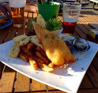 The Lighthouse Wharf Hotel - Accommodation Whitsundays