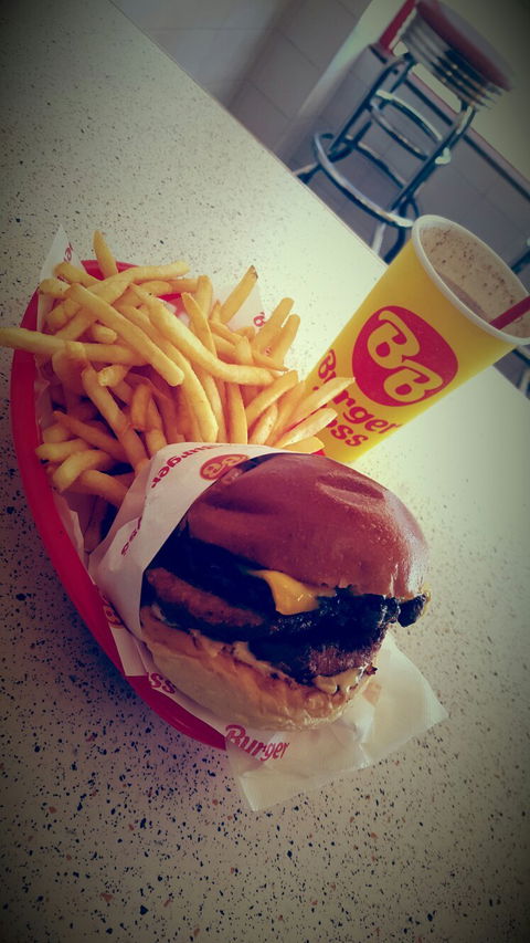 Burger Boss - Accommodation Whitsundays 4