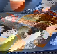 Juniper and pine - Accommodation Whitsundays