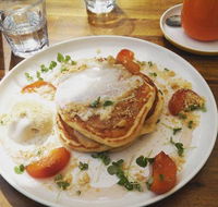 Rosey's - Accommodation Whitsundays