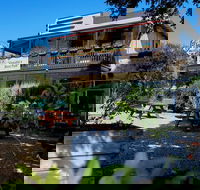 The Uraidla Hotel - Accommodation Whitsundays