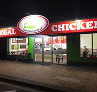 Regal Chickens - Accommodation Whitsundays