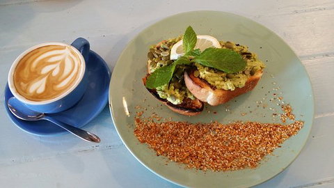 The Seller Door - Accommodation Whitsundays 0