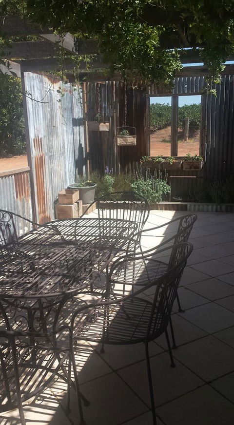 Backyard Bread Tasting Cafe & Providore - Accommodation Whitsundays 8