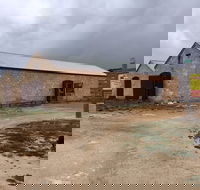 Mt Dutton Bay Woolshed Cafe - Accommodation Whitsundays