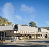 Sevenhill Hotel - Accommodation Whitsundays
