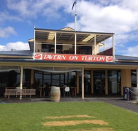 Tavern on Turton - Accommodation Whitsundays
