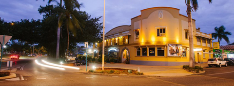 Seaview Hotel - Accommodation Whitsundays 3