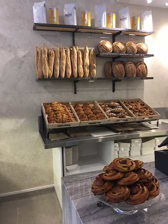 Noosa Hot Bread Shop - Accommodation Whitsundays 0