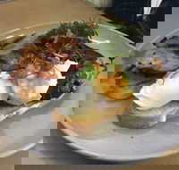 One Block Back - Accommodation Whitsundays