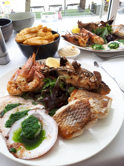 Tides Waterfront Dining - Accommodation Whitsundays 1