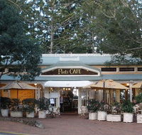 Poets Restaurant and Cafe  Main Street Gallery - Accommodation Whitsundays