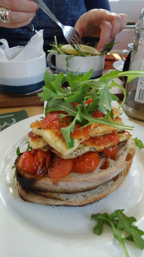 Esher Street Cafe & Deli - Accommodation Whitsundays 2