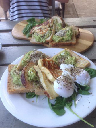 Esher Street Cafe & Deli - Accommodation Whitsundays 0