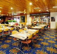 Coutts Commercial Tavern - Accommodation Whitsundays