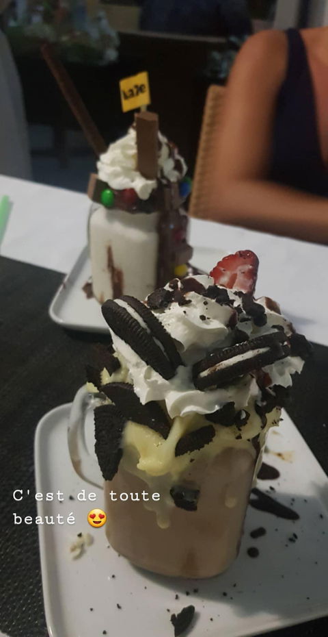 Laze Casual Dining & Desserts - Accommodation Whitsundays 3