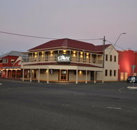 Great Western Hotel - Accommodation Whitsundays