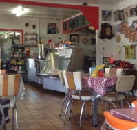 Mjs Retro  Vintage Wares - Accommodation Whitsundays