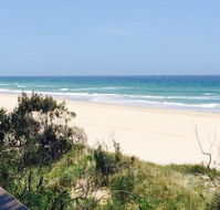 Peregian Beach Hotel - Accommodation Whitsundays