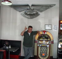 Retro Style Dinning - Accommodation Whitsundays