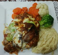 Simons Tavern Restaurant - Accommodation Whitsundays