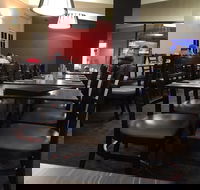 The Club Hotel Motel - Accommodation Whitsundays