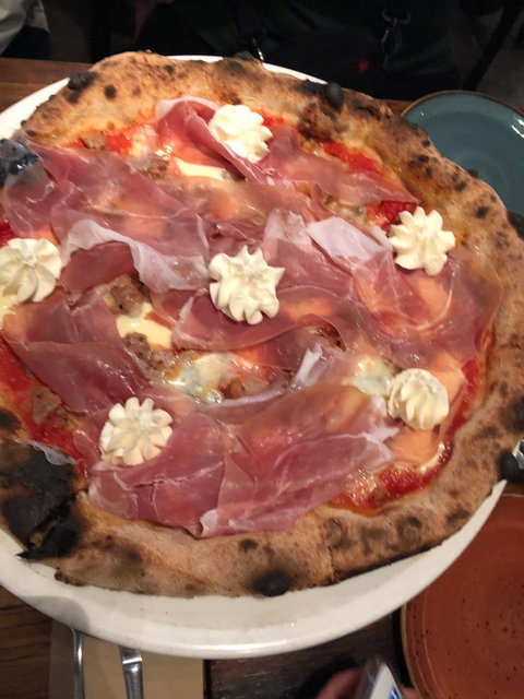 +39 Pizzeria - Accommodation Whitsundays 6