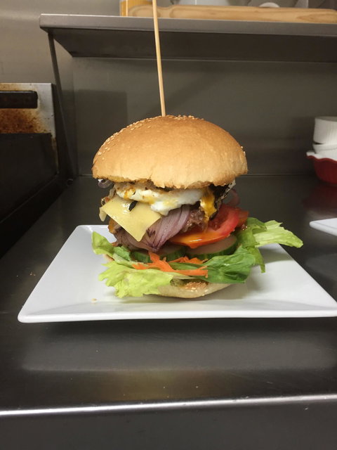 Ivy's Coffee & Cake - Accommodation Whitsundays 5