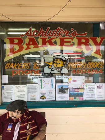 Schluter's Bakery - Accommodation Whitsundays 0
