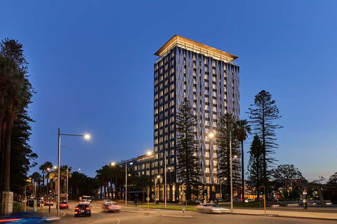 DoubleTree by Hilton Perth Waterfront - Accommodation Whitsundays 1
