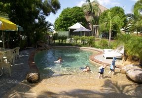 Toowong Villas - Accommodation Whitsundays 1