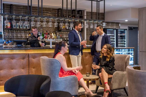 Deco Hotel - Accommodation Whitsundays 1