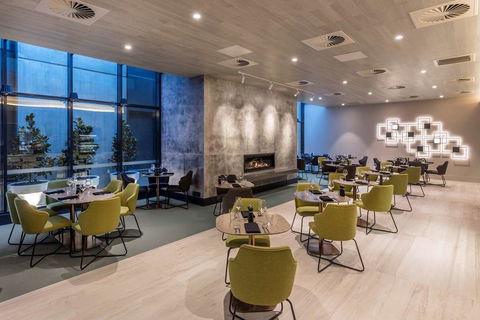 Deco Hotel - Accommodation Whitsundays 4