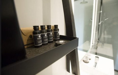 Little National Hotel - Accommodation Whitsundays 5