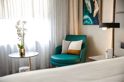 Royal Pacific Hotel - Accommodation Whitsundays 5