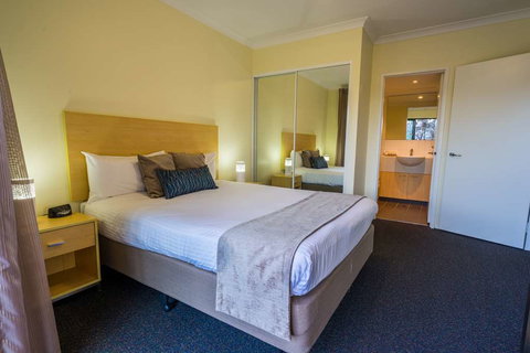 Perth Ascot Central Apartment Hotel - Accommodation Whitsundays 1