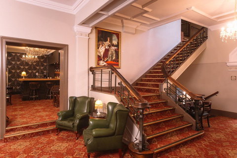 Hadley's Orient Hotel - Accommodation Whitsundays 2