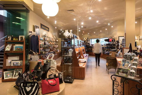 Wrest Point Hotel & Casino - Accommodation Whitsundays 17